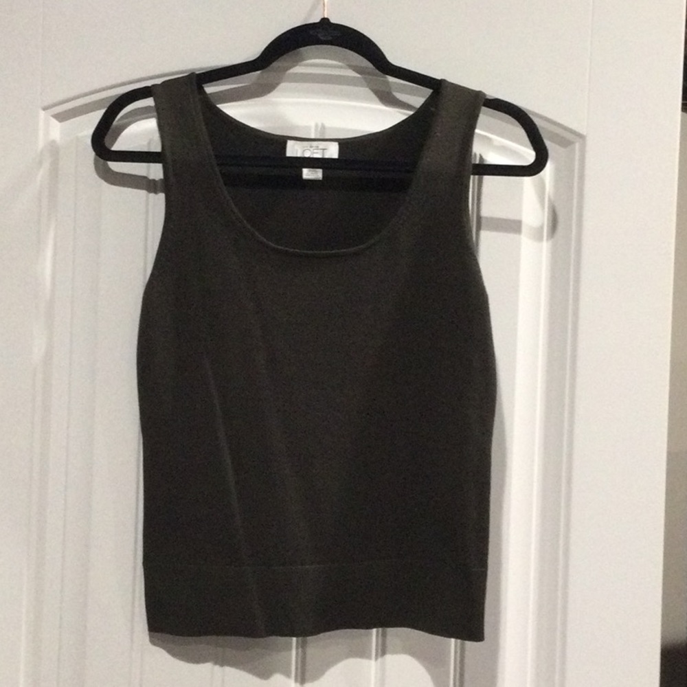 Ann Taylor Loft tank size small